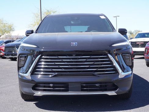 New 2025 Buick Enclave Preferred image 5