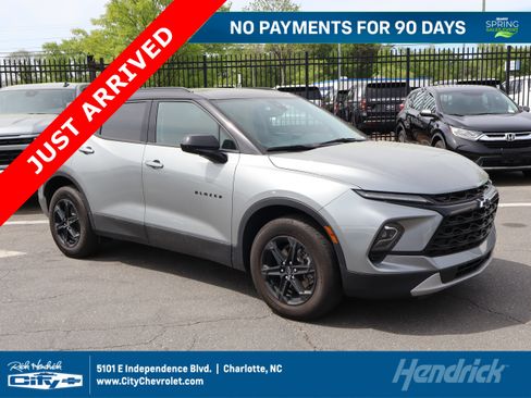Used 2023 Chevrolet Blazer LT w/ Midnight/Sport Edition image 1