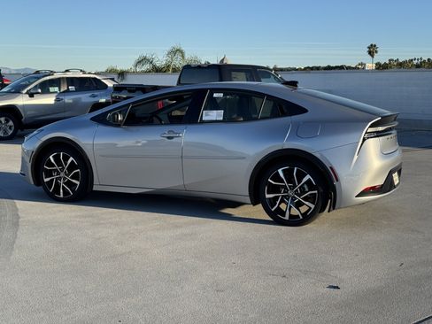 New 2026 Toyota Prius Plug-In Hybrid image 12