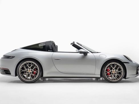Used 2024 Porsche 911 Targa 4S w/ Premium Package image 7