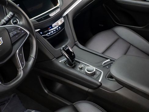 Certified 2023 Cadillac XT5 Luxury image 17