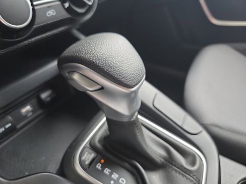 Certified 2025 Kia Soul LX image 20