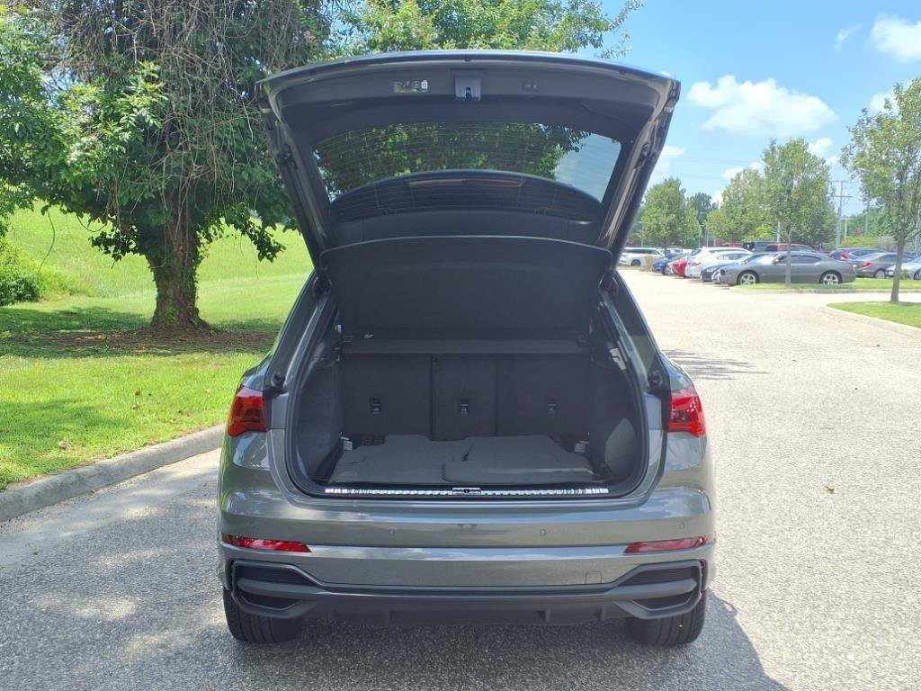 Used 2025 Audi Q3 2.0T Premium AWD/4WD image 8