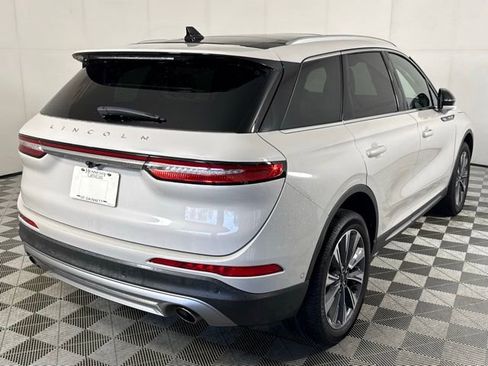 Used 2021 Lincoln Corsair Reserve FWD image 7