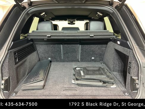 Used 2020 Land Rover Range Rover HSE image 22