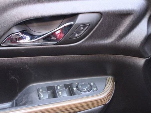 Used 2023 GMC Acadia SLE w/ LPO, Floor Liner Package AWD/4WD image 19