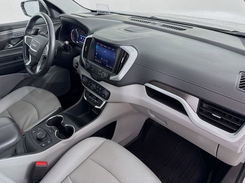 Used 2022 GMC Terrain SLT w/ Infotainment Package II image 28