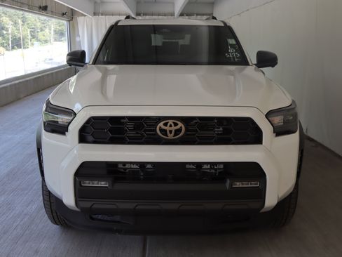 New 2026 Toyota 4Runner TRD Off-Road Premium AWD/4WD image 4