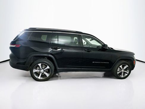 Used 2023 Jeep Grand Cherokee L Limited image 10