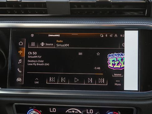 New 2025 Audi Q3 2.0T Premium image 19