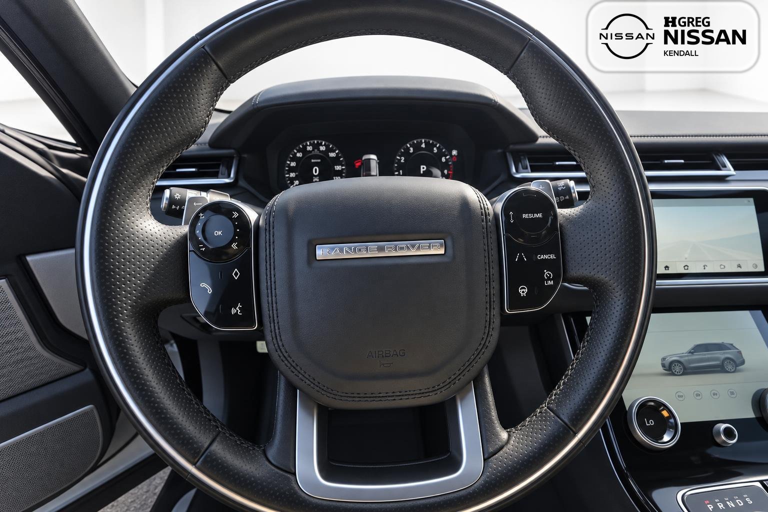 Used 2020 Land Rover Range Rover Velar R-Dynamic S AWD/4WD image 10