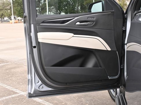 Used 2021 Cadillac Escalade Sport w/ Driver Assist Tech Package image 18