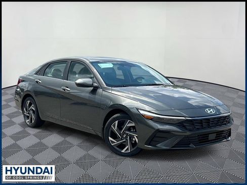 New 2026 Hyundai Elantra Limited FWD image 1