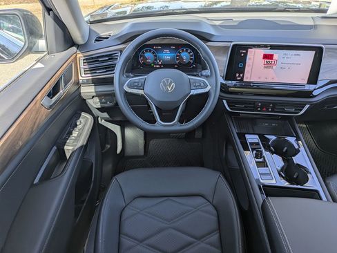 New 2026 Volkswagen Atlas SE AWD/4WD image 16
