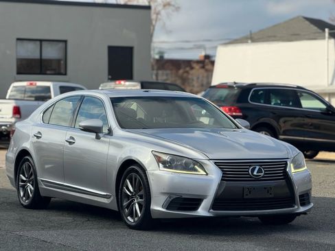 Used 2013 Lexus LS 460 LS 460 Sedan 4D image 2