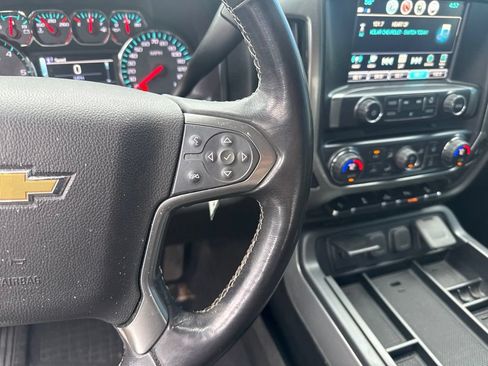 Used 2018 Chevrolet Silverado 1500 LT w/ Texas Edition AWD/4WD image 23