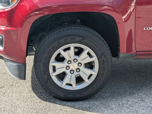 Used 2019 Chevrolet Colorado LT w/ LT Convenience Package image 11