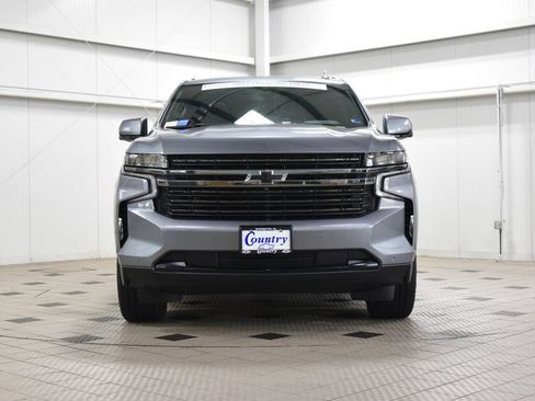 Used 2022 Chevrolet Tahoe RST w/ Sport Performance Package AWD/4WD image 2