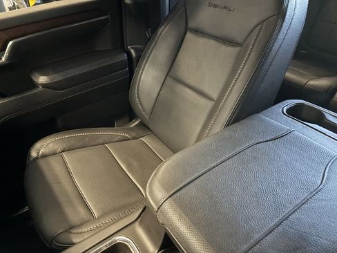 Used 2023 GMC Sierra 1500 Denali w/ Technology Package image 18