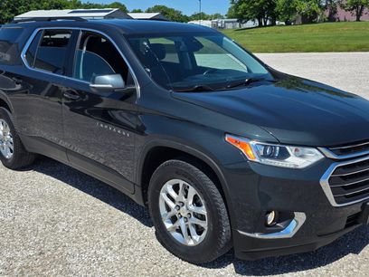 Used 2021 Chevrolet Traverse LT