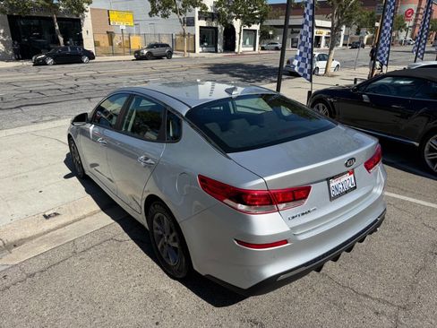Used 2020 Kia Optima LX FWD image 16