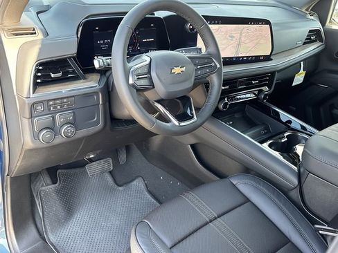 New 2026 Chevrolet Suburban High Country image 26