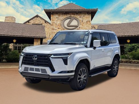 Certified 2026 Lexus GX 550 w/ Accessory Package (2T) AWD/4WD image 4