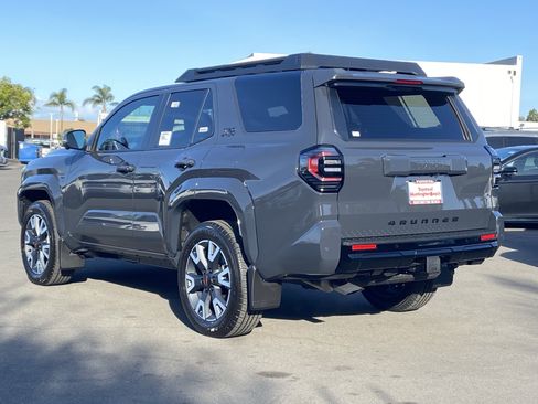 New 2026 Toyota 4Runner TRD Sport Premium AWD/4WD image 5