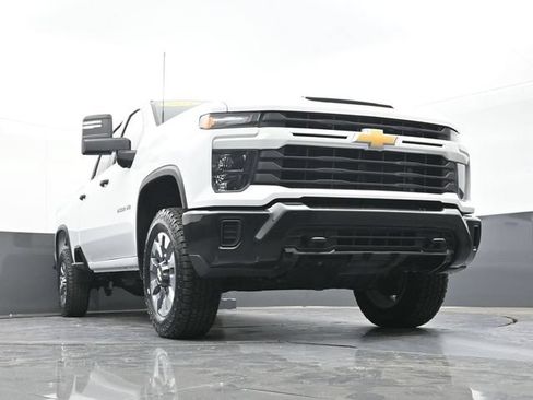 Used 2024 Chevrolet Silverado 2500 Custom w/ Custom Convenience Package AWD/4WD image 55