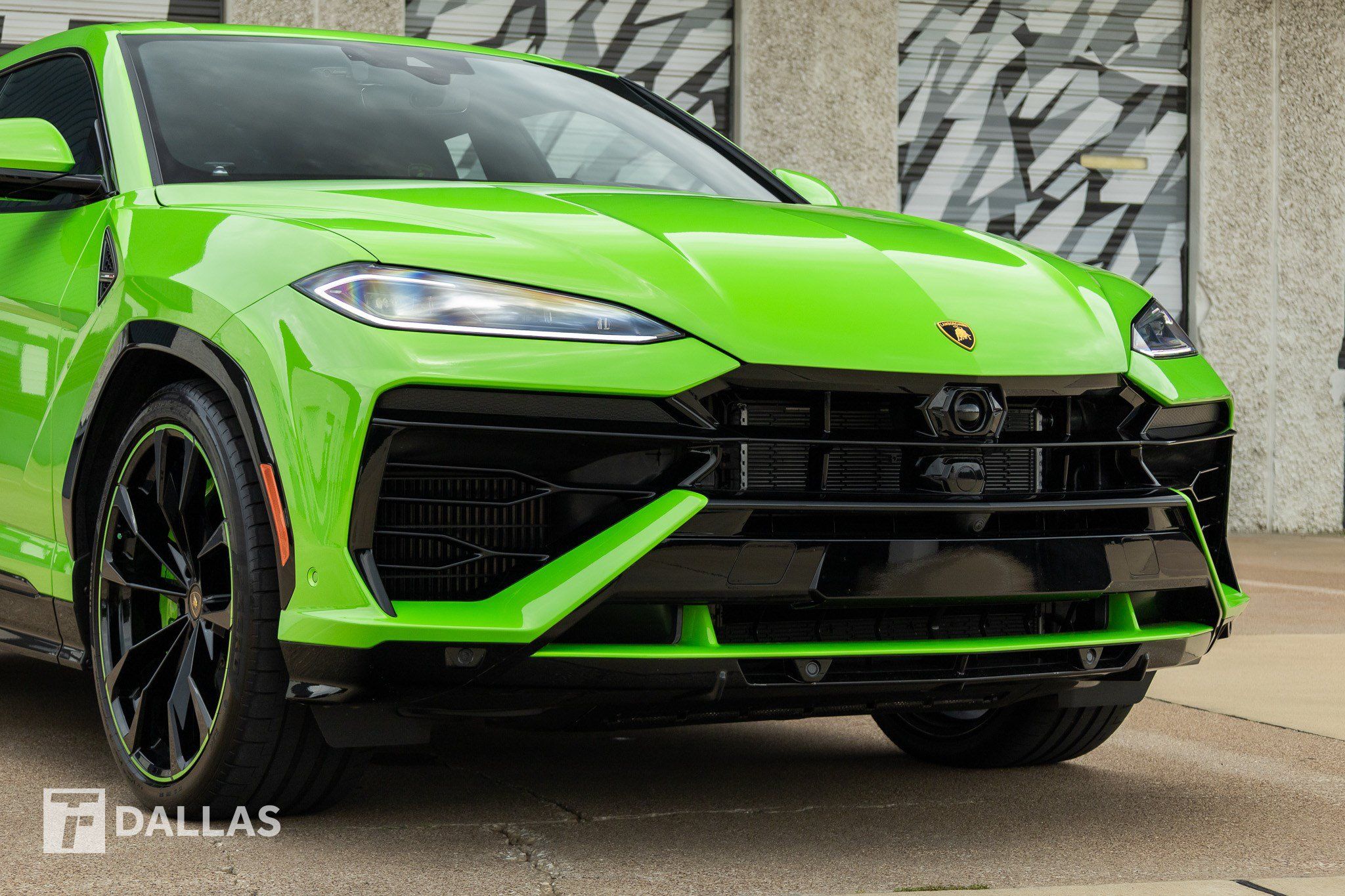Used 2025 Lamborghini Urus S AWD/4WD image 3