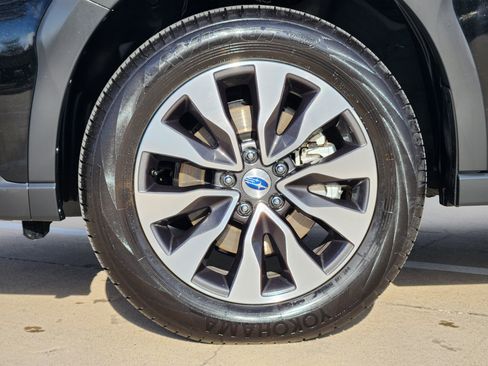 Used 2025 Subaru Outback Touring XT image 10