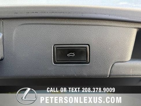 Used 2020 Volkswagen Atlas Cross Sport SEL Premium R-Line AWD/4WD image 21