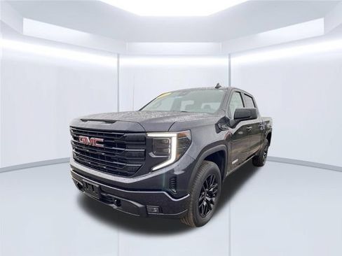 Used 2025 GMC Sierra 1500 Elevation AWD/4WD image 13