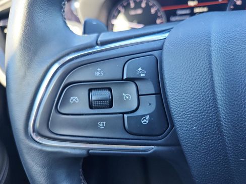 Certified 2023 Buick Envision Essence w/ Sport Touring Package image 24