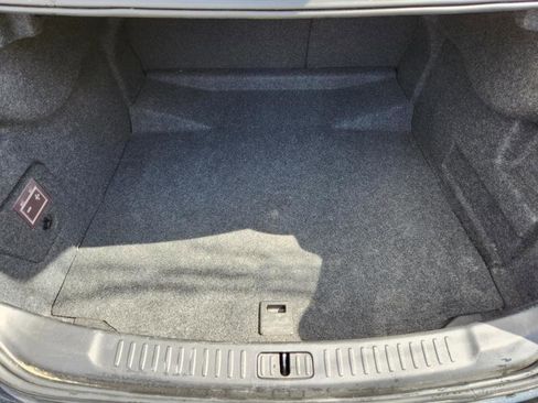 Used 2015 Chevrolet Malibu LT image 10