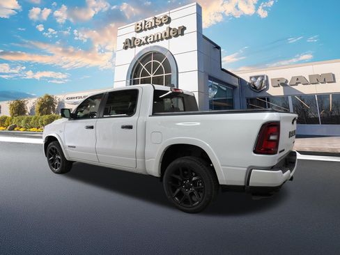 New 2026 RAM 1500 Laramie AWD/4WD image 10