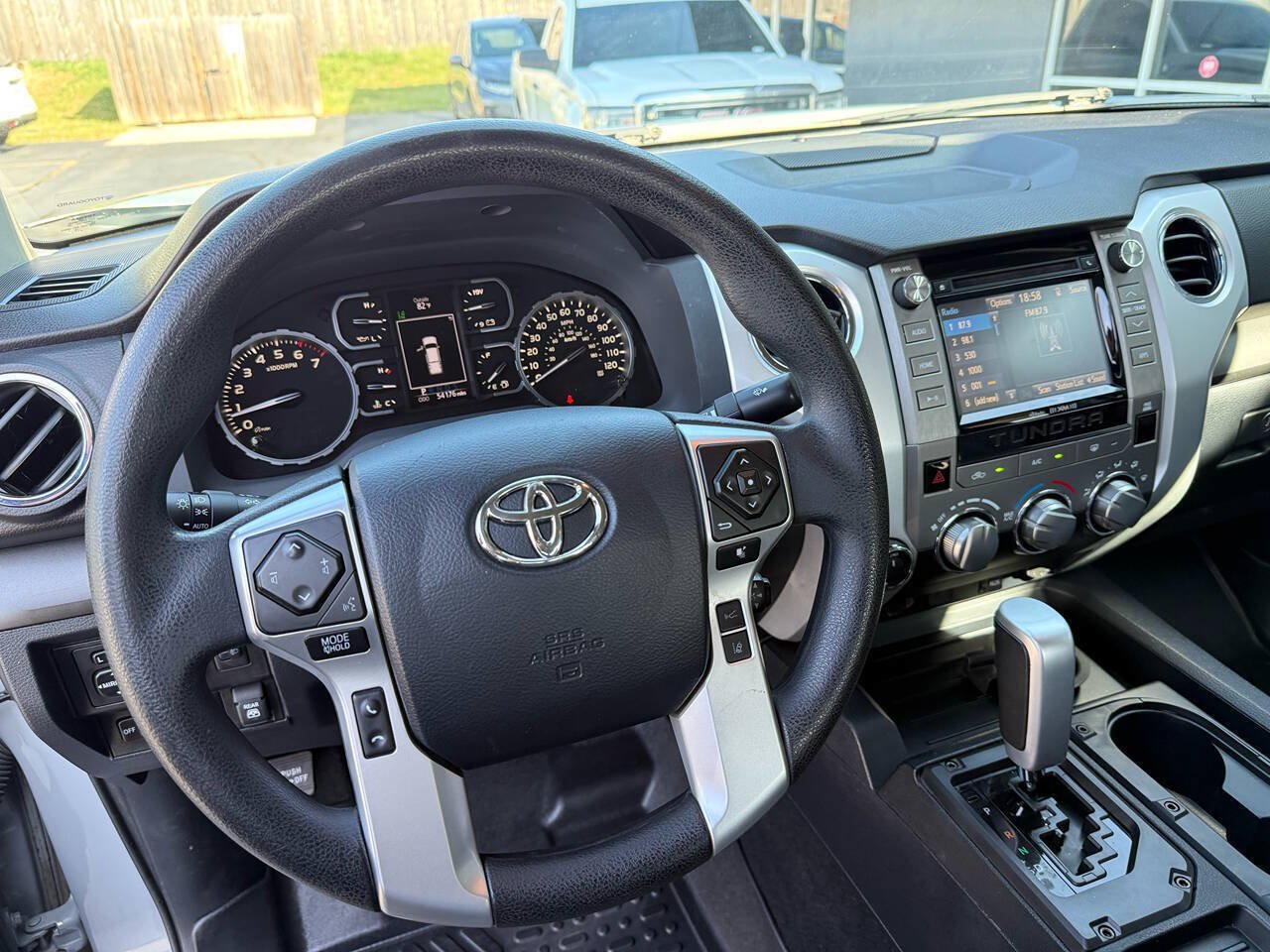 Used 2019 Toyota Tundra SR5 w/ SR5 Upgrade Package AWD/4WD image 18
