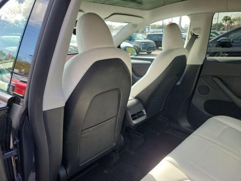 Used 2023 Tesla Model Y Long Range image 17