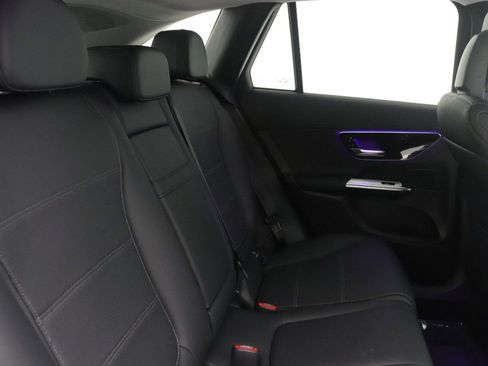 Certified 2025 Mercedes-Benz GLC 350e 4MATIC image 31