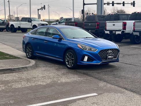 Used 2018 Hyundai Sonata Sport w/ Cargo Package image 7