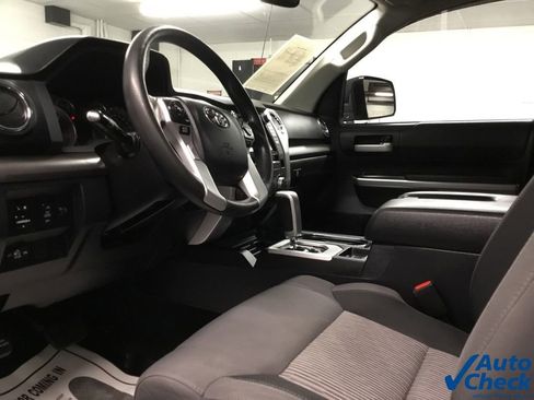 Used 2017 Toyota Tundra SR5 image 27