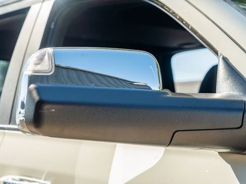 Used 2017 RAM 3500 Laramie Longhorn image 12