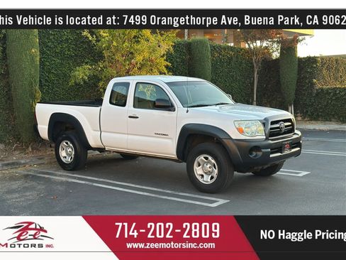 Used 2005 Toyota Tacoma PreRunner RWD image 4