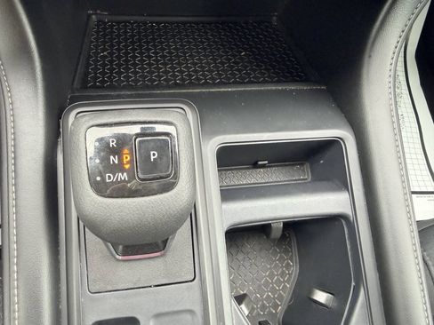 Used 2025 Nissan Pathfinder S FWD image 29