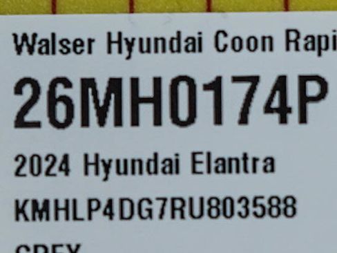 Used 2024 Hyundai Elantra Limited FWD image 26