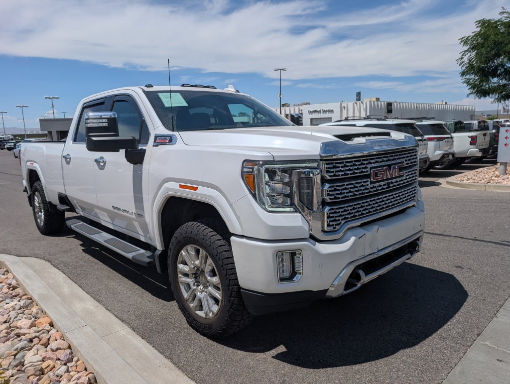Used 2021 GMC Sierra 2500 Denali w/ Denali Ultimate Package AWD/4WD image 4