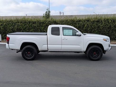 Used 2023 Toyota Tacoma SR RWD image 4