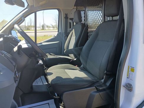 Used 2019 Ford Transit 250 130 Low Roof w/ Exterior Upgrade Package image 17