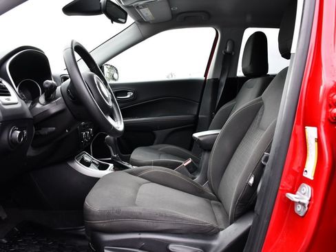 Used 2018 Jeep Compass Sport AWD/4WD image 18