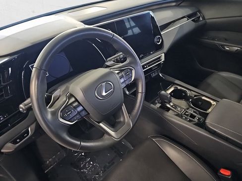 Certified 2024 Lexus RX 350h w/ Accessory Package (K3) image 17